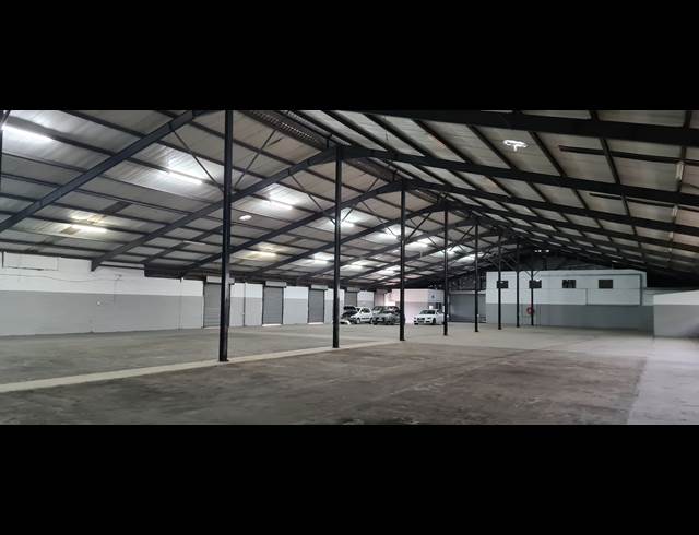 2,506M² WAREHOUSE TO LET IN RIVERSIDE INDUSTRIAL PARK