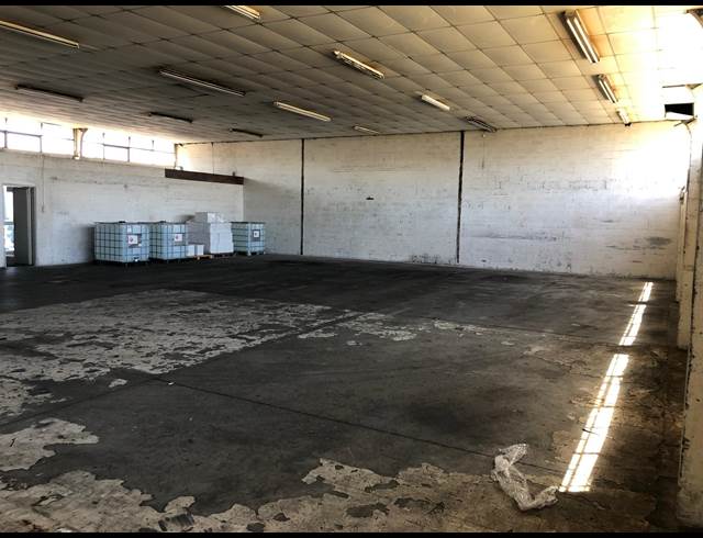 350M² WAREHOUSE TO LET IN EPPING INDUSTRIAL