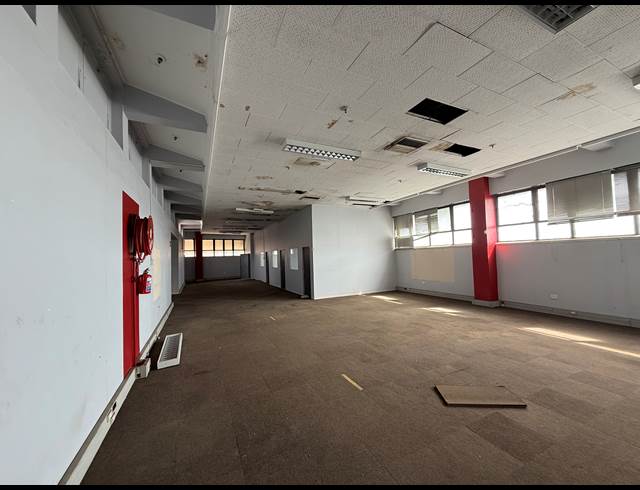 22,000M² WAREHOUSE TO LET IN MOBENI