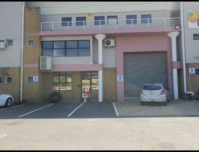 832M² WAREHOUSE TO LET IN RED HILL