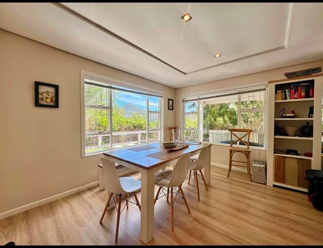 4 BEDROOM PROPERTY TO RENT IN HOUT BAY