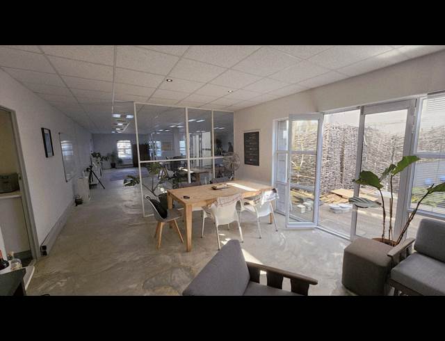 144M² OFFICE TO LET IN WESTLAKE
