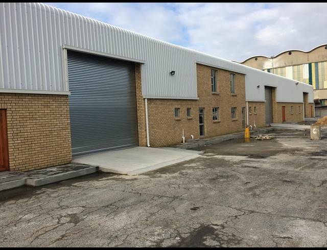 1,000M² WAREHOUSE RENTED IN SACKS CIRCLE INDUSTRIAL