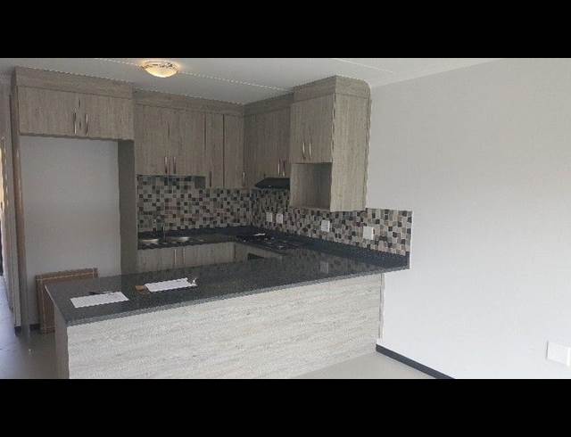 2 BEDROOM PROPERTY TO RENT IN BUH REIN ESTATE