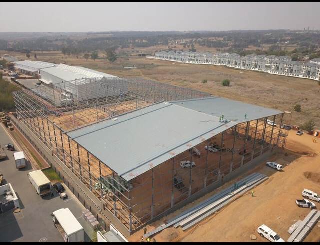 7,190M² WAREHOUSE TO LET IN LONGMEADOW
