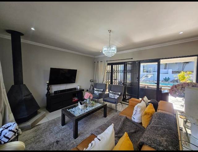 5 BEDROOM PROPERTY TO RENT IN WELTEVREDEN PARK