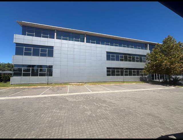 441M² OFFICE TO LET IN BLACKHEATH INDUSTRIAL