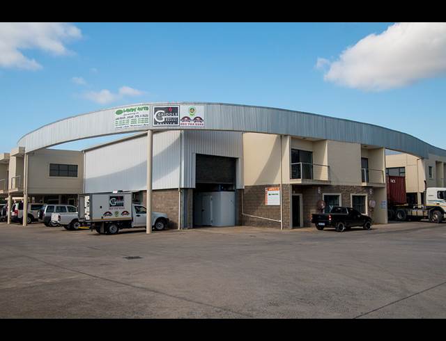 169M² MINI FACTORY TO LET IN BALLITO CENTRAL