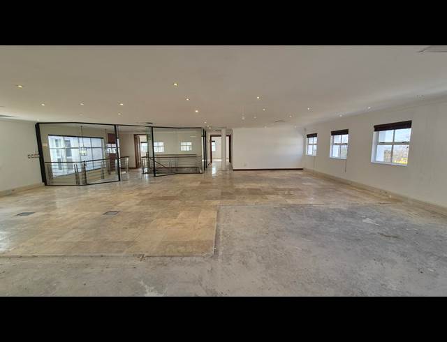 383M² OFFICE TO LET IN WESTLAKE