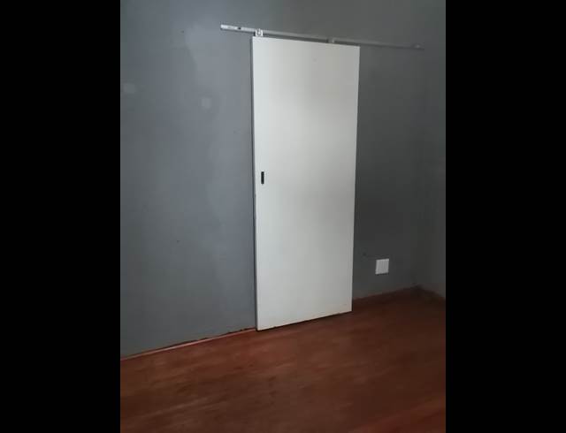1 bed property to rent in WANNENBURGHOOGTE