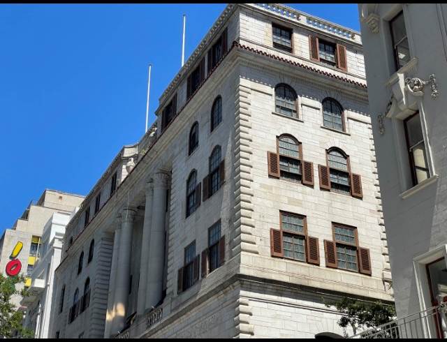 8,423M² BUILDING TO LET IN CAPE TOWN CITY CENTRE