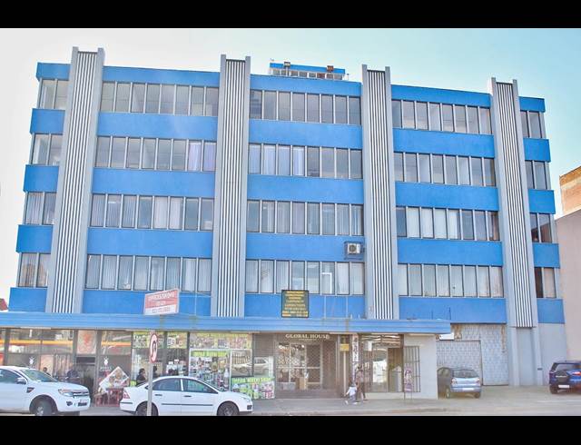245M² BUILDING TO LET IN BOKSBURG CENTRAL