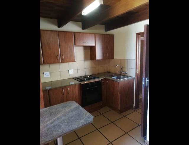 1 BEDROOM PROPERTY TO RENT IN DASSIE RAND
