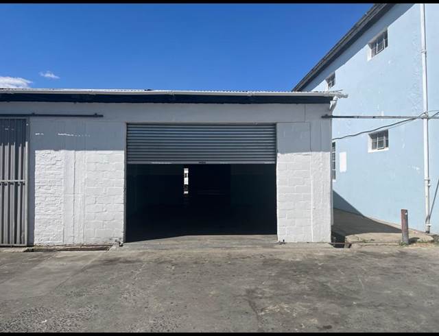 120M² WAREHOUSE TO LET IN PAARL CENTRAL