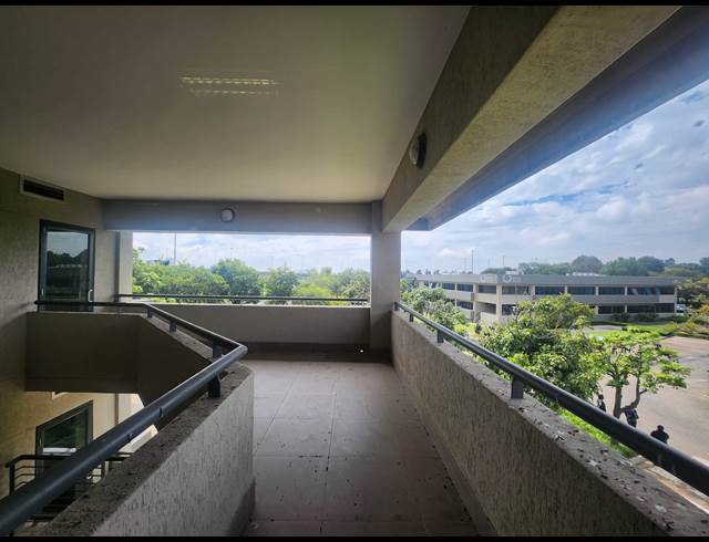 4,074M² OFFICE TO LET IN BEDFORDVIEW