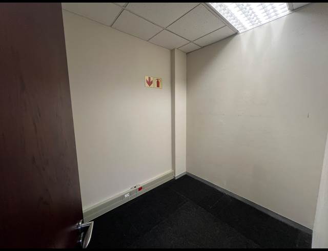 120M² OFFICE TO LET IN UMHLANGA RIDGE