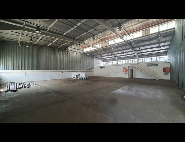551M² WAREHOUSE TO LET IN SELBY