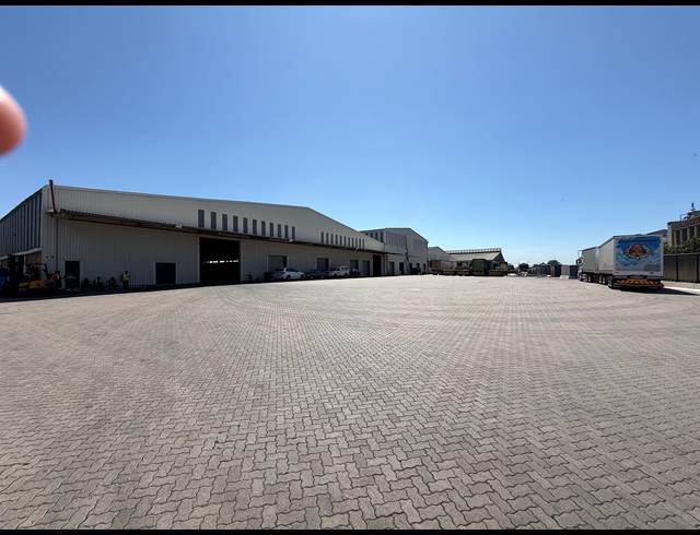 25,539M² WAREHOUSE TO LET IN MOBENI
