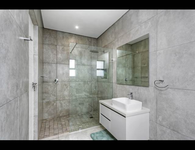 6 BEDROOM CLUSTER TO LET IN MORNINGSIDE