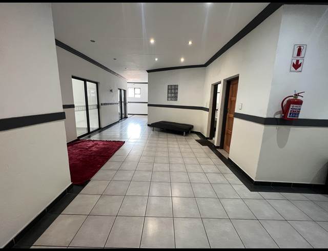 40M² RETAIL TO LET IN LAUDIUM