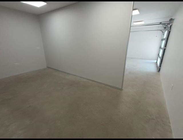 BUSINESS PROPERTY TO RENT IN HALFWAY HOUSE