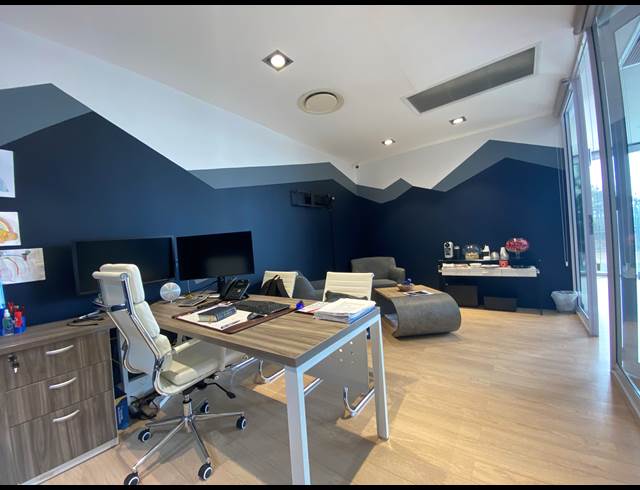 132M² OFFICE TO LET IN BROOKLYN