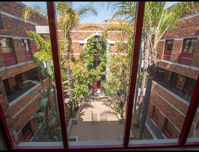 1,509M² OFFICE TO LET IN PARKTOWN
