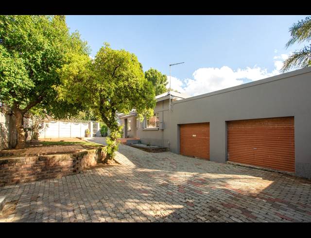 991M² OFFICE TO LET IN EDENVALE CENTRAL