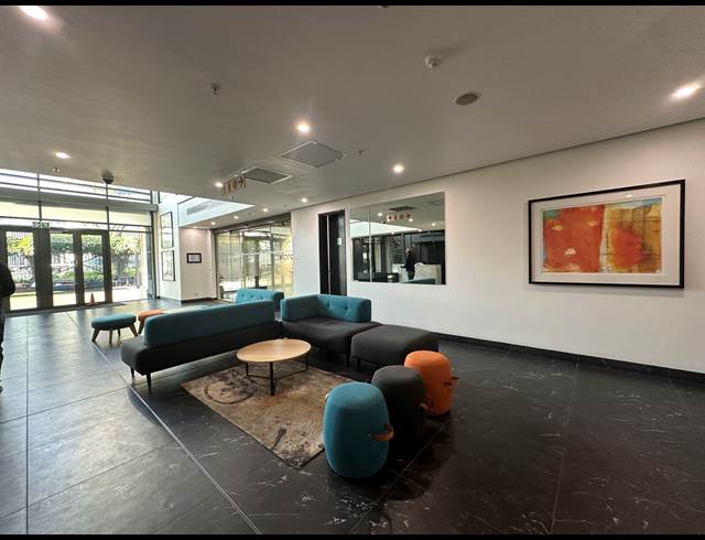 1,816M² OFFICE TO LET IN SANDTON CENTRAL