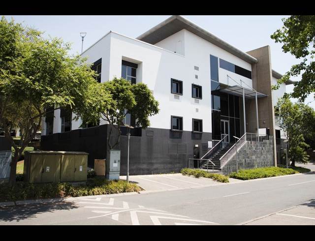 1,289M² OFFICE TO LET IN MAGALIESSIG