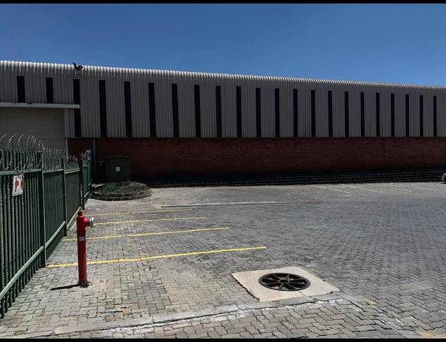 1,176M² WAREHOUSE TO LET IN RANDJESPARK