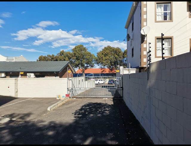 2 BEDROOM PROPERTY TO RENT IN DURBANVILLE CENTRAL