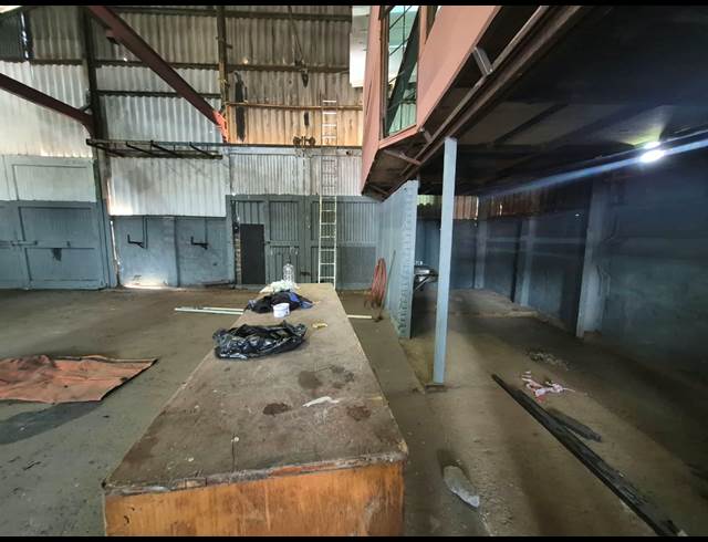240M² WAREHOUSE TO LET IN LUIPAARDSVLEI