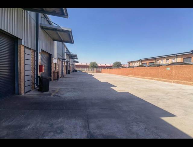 INDUSTRIAL PROPERTY TO RENT IN N4 GATEWAY INDUSTRIAL PARK