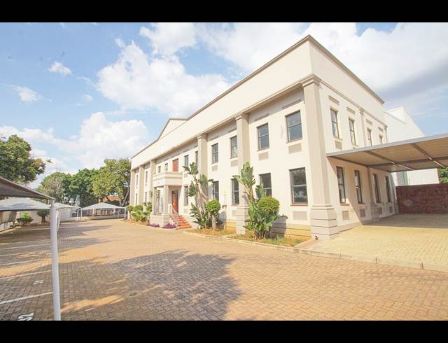 1,060M² WAREHOUSE TO LET IN RANDJESPARK