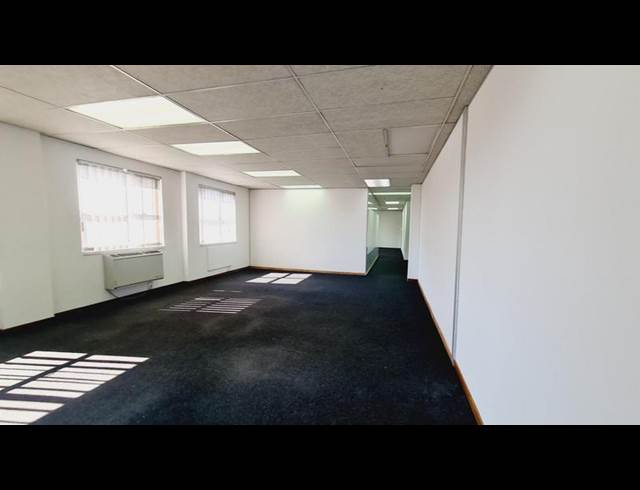 BUSINESS PROPERTY TO RENT IN MENLYN