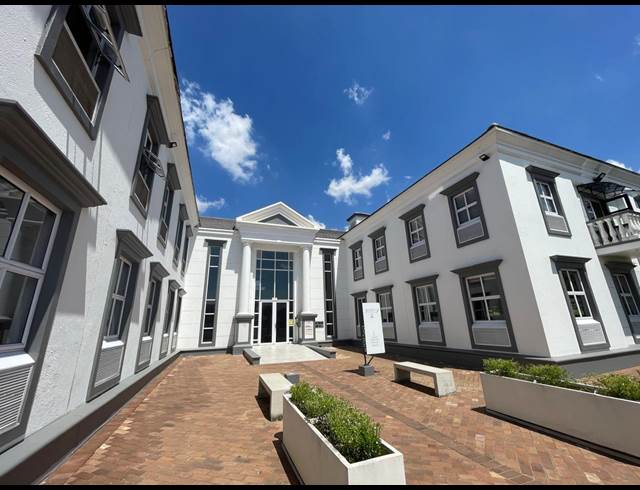 279M² OFFICE TO LET IN BRYANSTON