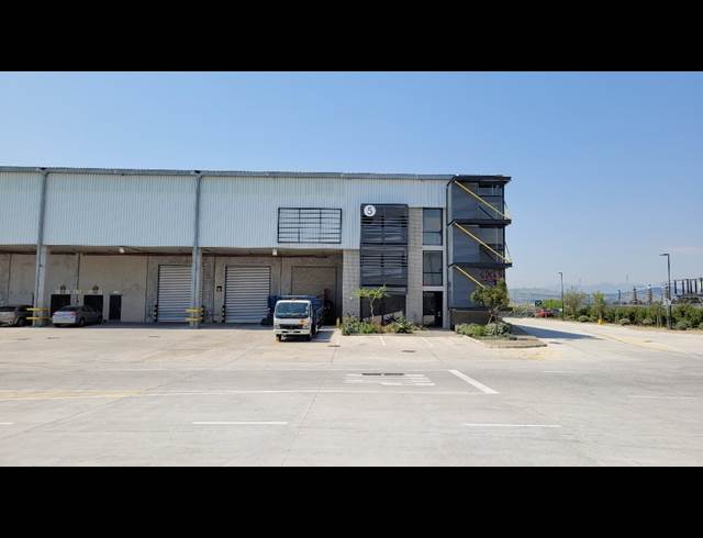 3,296M² WAREHOUSE TO LET IN BELLVILLE SOUTH