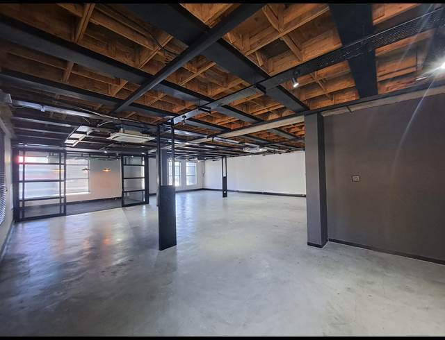238M² OFFICE TO LET IN CRAIGHALL