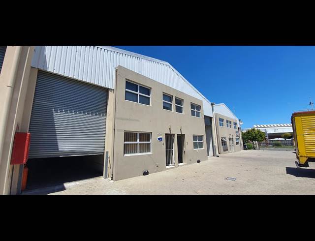 162M² WAREHOUSE TO LET IN AIRPORT INDUSTRIA