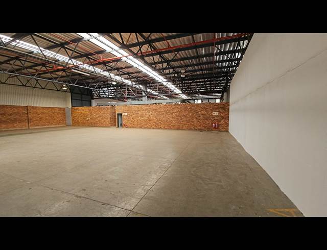 500M² WAREHOUSE TO LET IN ROSSLYN