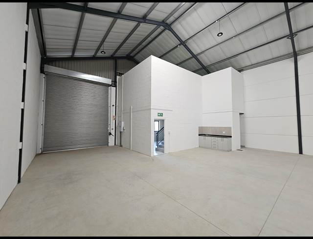 485M² WAREHOUSE TO LET IN FIRGROVE