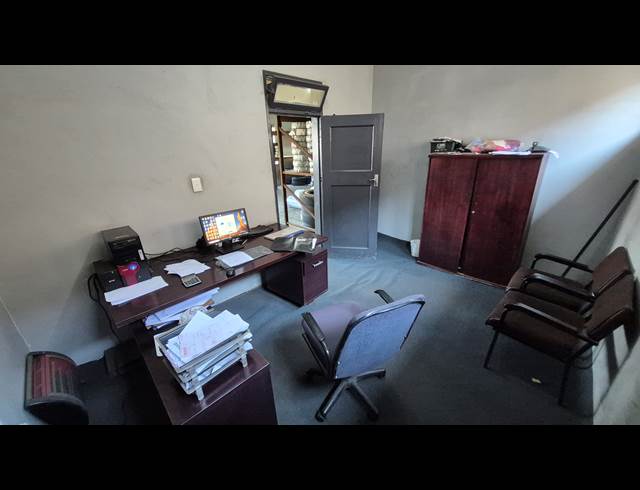 310M² FACTORY TO LET IN BOKSBURG EAST