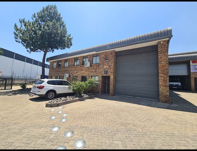 450M² WAREHOUSE TO LET IN ALLANDALE