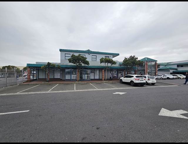 393M² RETAIL TO LET IN EPPING INDUSTRIAL