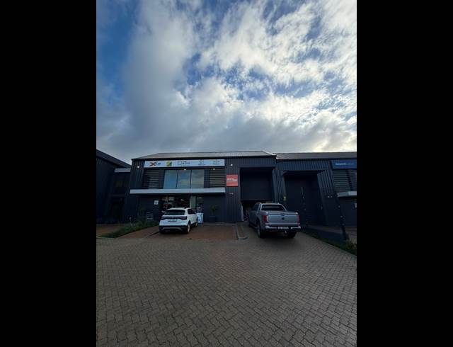 479M² WAREHOUSE TO LET IN STONEWOOD SECURITY ESTATE