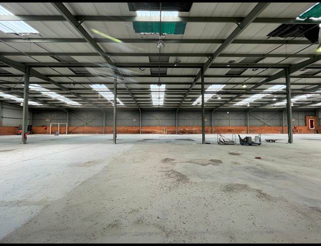 3,189M² WAREHOUSE TO LET IN RANDJESPARK