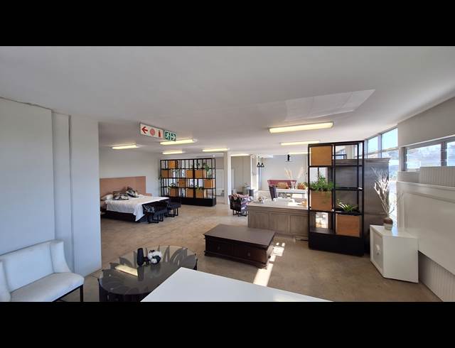 1,287M² WAREHOUSE TO LET IN LANSERIA