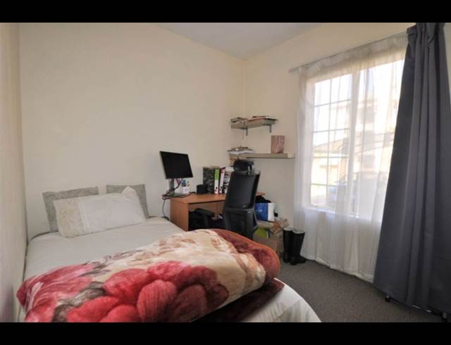 2 bed property to rent in NORTHRIDING