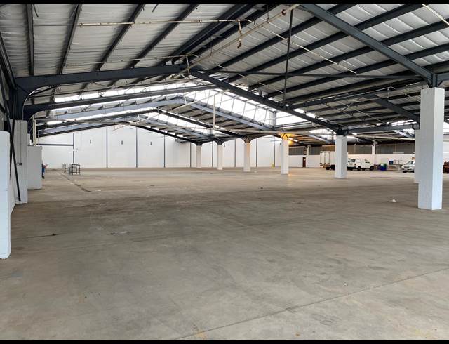 4,000M² WAREHOUSE TO LET IN EPPING INDUSTRIAL